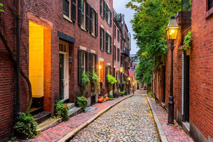 Best of Boston: Full-Day Private Tour - Old North Church and the lantern story that made history famous