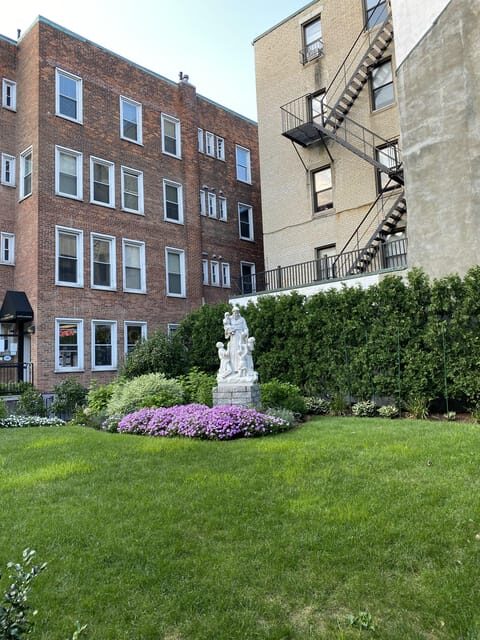 Boston: Freedom Trail Guided Walking Tour in French - The Freedom Trail extras that make the tour feel complete
