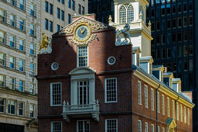 Boston Historical Freedom Trail and Cheers Landmark Tour - Old State House (Outside Only): Boston Massacre and a Declaration Moment