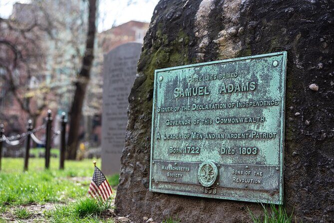 Boston History Tour: Scenic Walk Through Time & Landmarks - Boston Public Garden Finish: Where the Walk Ends and the Day Continues