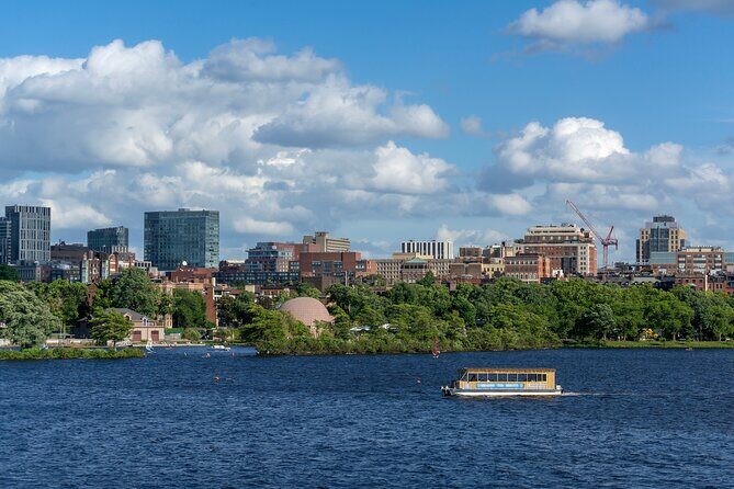 Boston History Walking Tour with USS Constitution and Boat Cruise - Meeting at Bunker Hill Museum: Start Smart at 10:00 am