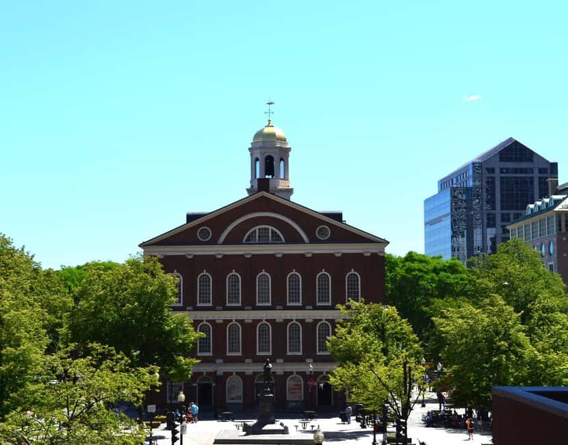 Boston: North End Walking Tour with Private Harbor Cruise - Paul Revere House and Paul Revere Mall: getting the story into your feet