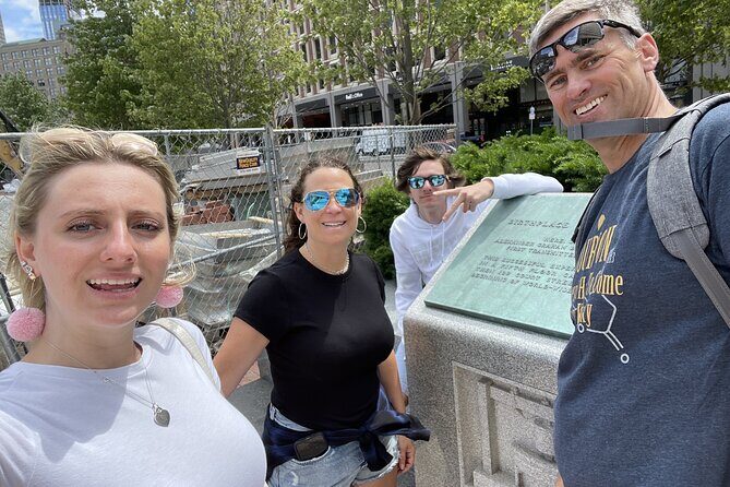 Boston Record Breakers: Self-Guided Scavenger Hunt - Arlington Street Church: A Unitarian Universalist Church With a London-Style Look