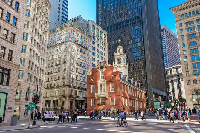 Boston Record Breakers: Self-Guided Scavenger Hunt - Boston Public Library Central Library: Starting at a Real First