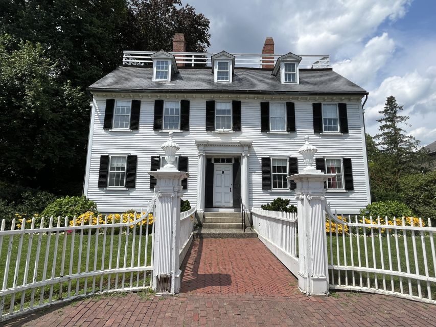 Boston: Salem by Boat – Witch Trials & Walking Tour - Pop Culture Landmarks: Bewitched and Hocus Pocus on the Same Day
