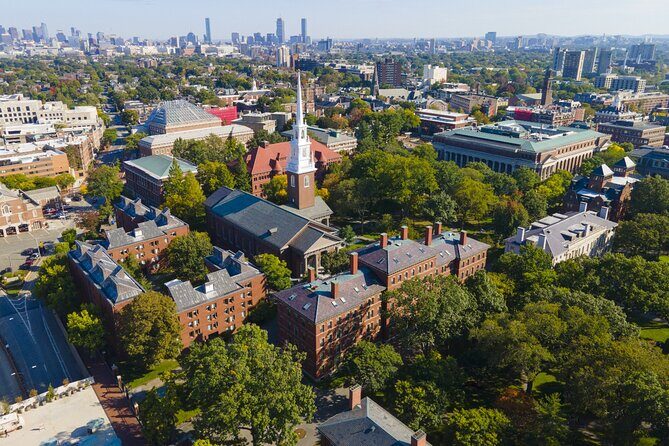 Boston Self-Guided Audio Tour Bundle: Freedom Trail & More - Copp’s Hill, USS Constitution Museum, and Bunker Hill’s final step