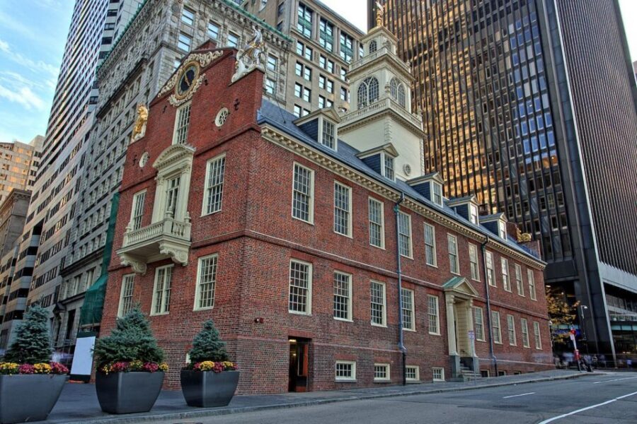 Boston: Small Group Night Tour with Boston Cream Pie - Key highlights you’ll feel right away