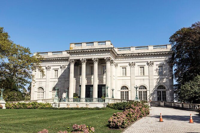 Boston to Newport Mansions Private Day Trip - Newport first: how to use your 90 minutes before the mansions