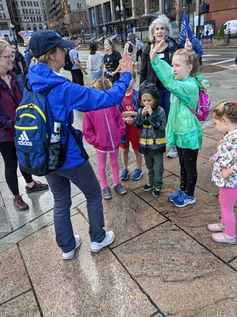 Boston Walking Tour for Children - Why a 1-Hour Freedom Trail Tour Works for Kids
