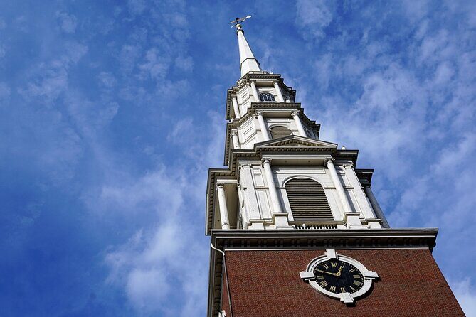Boston's Revolutionary Path The Freedom Trail Tour - Massachusetts State House: the golden dome and the politics behind it