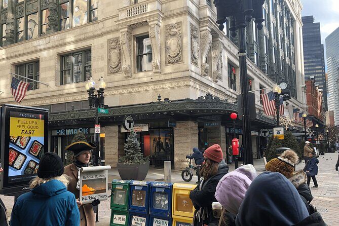 Building Blocks of Boston : Downtown Walking Tour - South Station to Old State House: transportation change and a 300-year time capsule