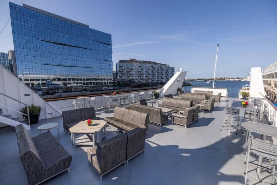 City Cruises Boston: Boston Harbor Lunch or Dinner Cruise - The skyline viewing: 360-degree decks and where you’ll want to stand