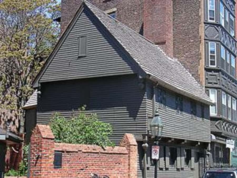 Freedom Trail: Small Group or Private 2 Hour Walking Tour - North End Footsteps: Connecting Neighborhood Space to Political Action