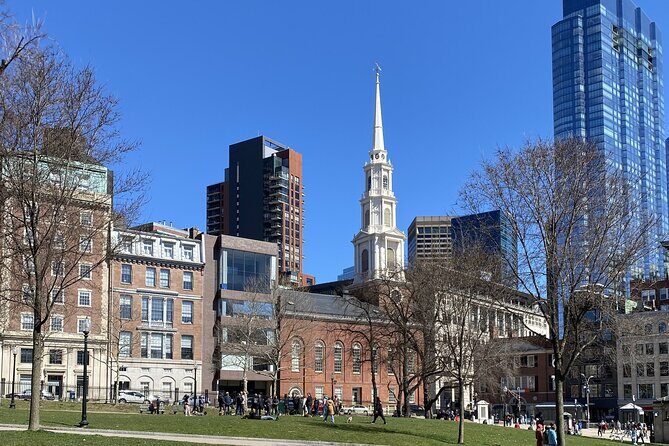 Freedom Trail Walking Tour in Boston in French - Robert Gould Shaw and the 54th Regiment: art that teaches