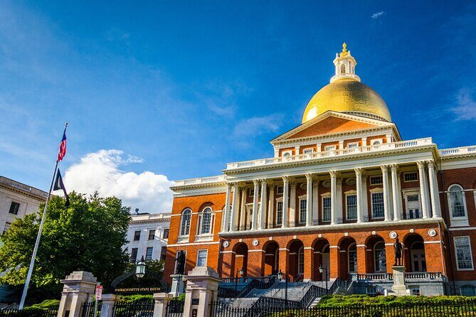 Massachusetts Self-Guided Audio Tour Bundle: 10+ Tours - Cape Ann, then Martha’s Vineyard: fishing villages and island charm