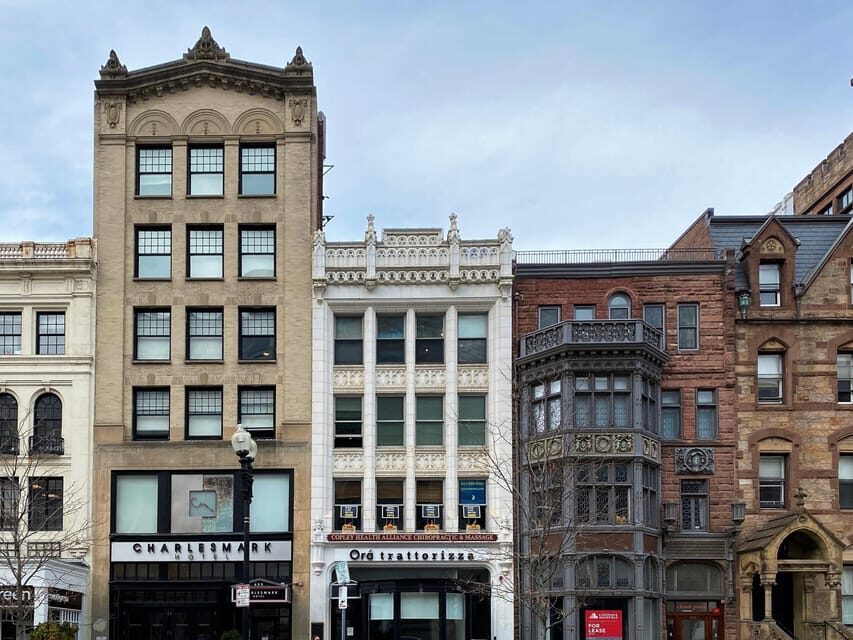 Old Boston: Beacon Hill & Back Bay Walking Tour in French - Price and value for a 150-minute French walking tour