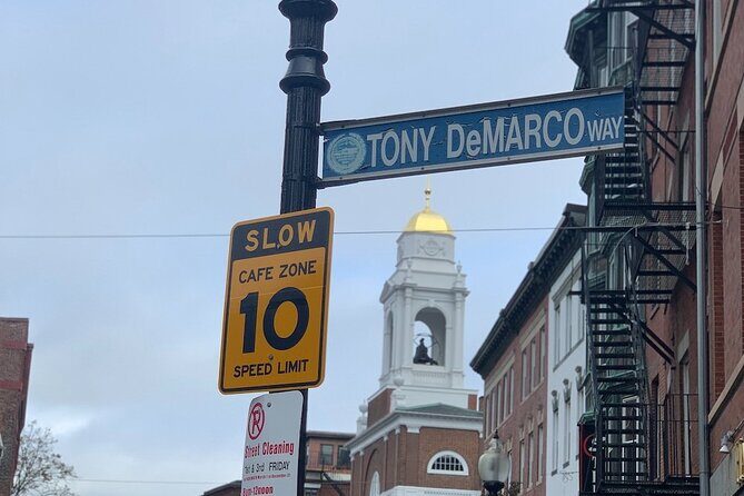 Self-Guided Audio Tour of Boston North End - Midnight Rider, Oldest Home, and the Revolution Thread