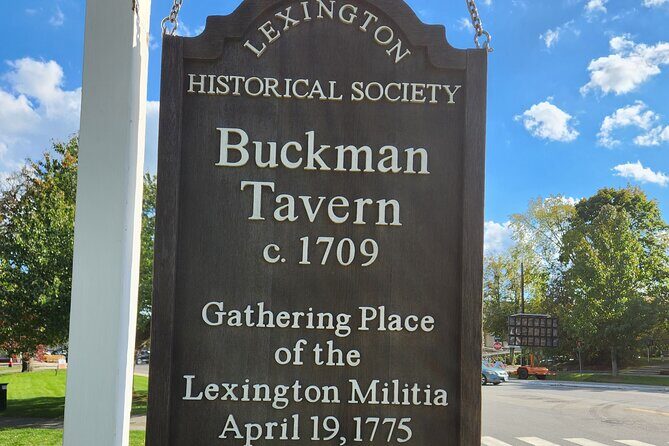 Small Group Revolutionary Tour of Lexington, Concord, and Boston - Washington at Cambridge Common and the Big Finish at Bunker Hill