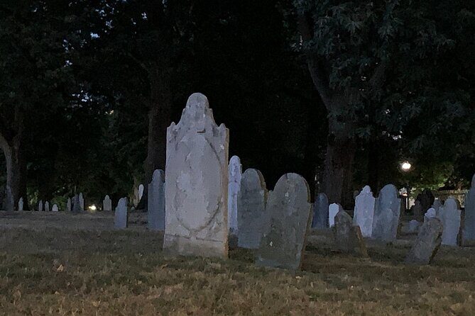 The Ghosts of Boston's Past Haunted Self-guided Tour - The best part: a self-guided haunted walk you control