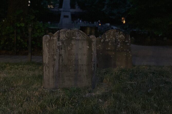 The Ghosts of Boston's Past Haunted Self-guided Tour - Timing, access, and why night changes the experience